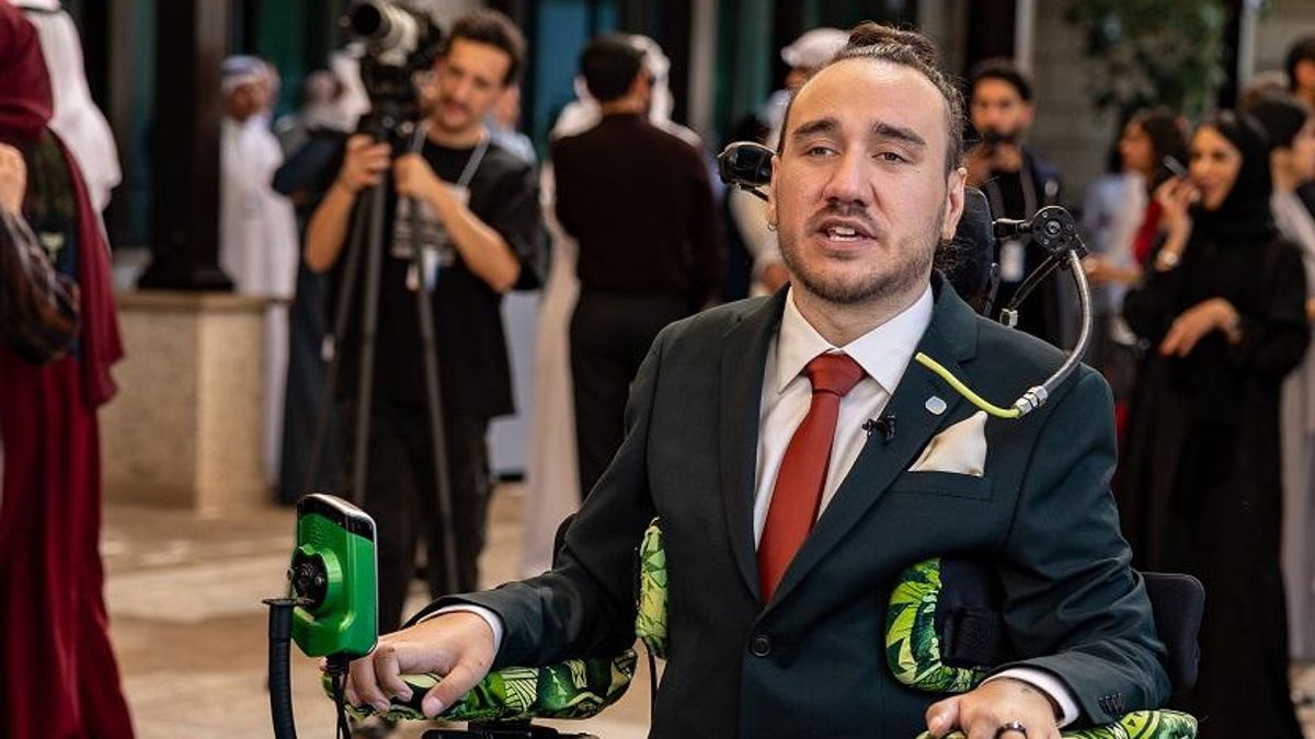 Kisah Manusia Pertama yang Menerima Implan Neuralink: "Teknologi Ini Mengembalikan Hidup Saya"