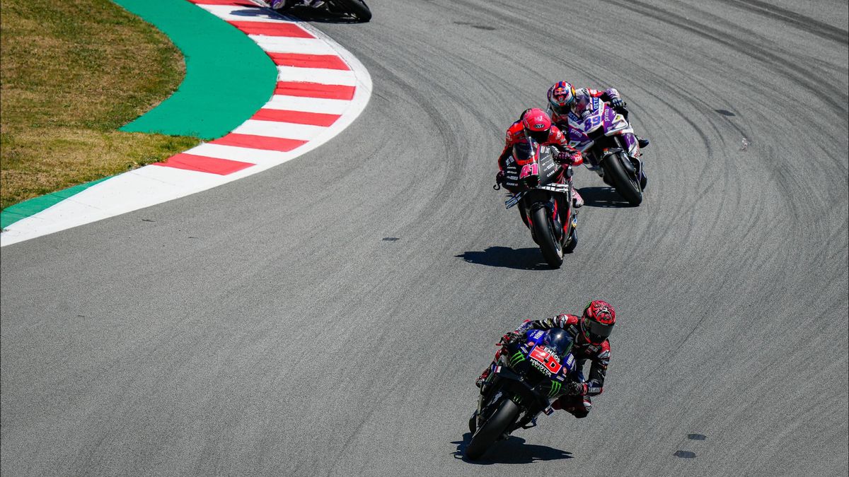2022年MotoGP积分榜，此前法比奥·夸塔拉罗冠军和阿莱克斯·埃斯帕加罗在加泰罗尼亚赛道失误