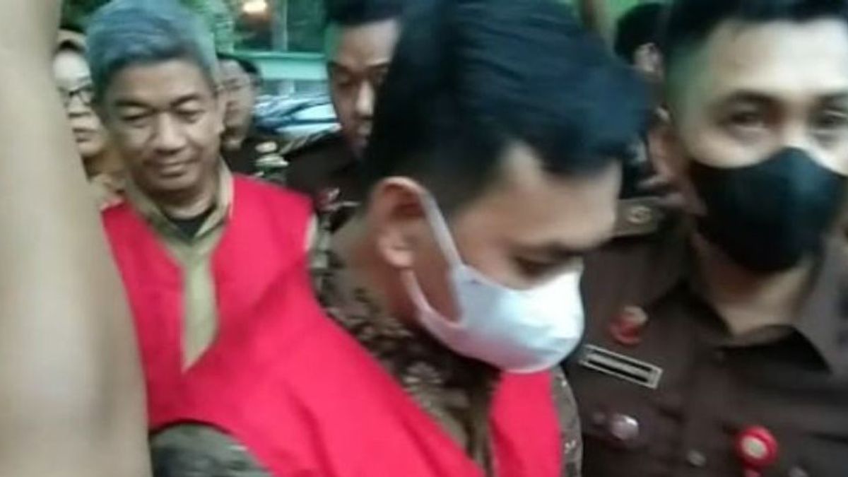 Sekda Kendari Tersangka Korupsi Perizinan Ditahan Kejaksaan