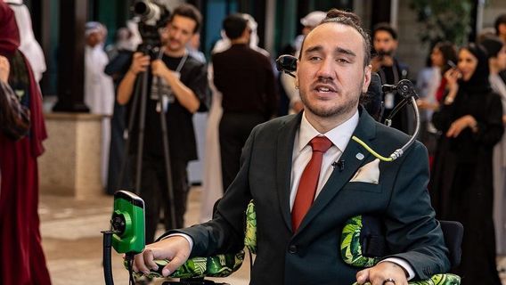 Kisah Manusia Pertama yang Menerima Implan Neuralink: 