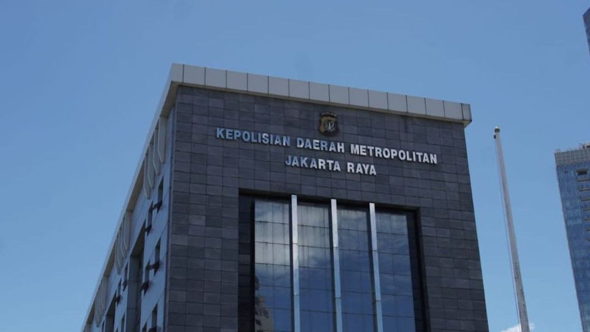Polisi Benarkan Eggi Sudjana Laporkan Roy Suryo dan Kuasa Hukumnya ke Polda Metro Jaya