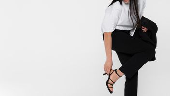 Padu Padan Outfit Hitam Putih: Tampil Klasik dan Stylish Setiap Saat