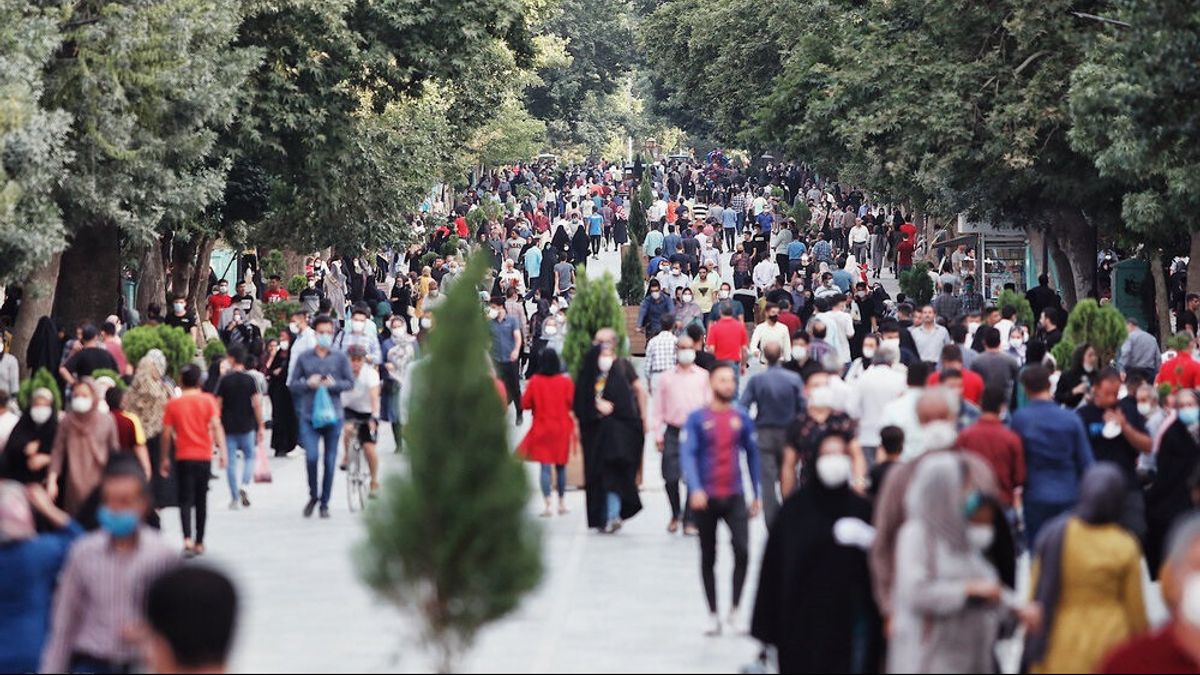 1,262人のイラン人がUAEに滞在し、残りはアルメニア経由で帰国