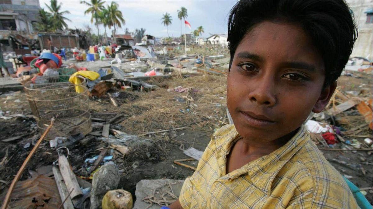 フローレス津波の歴史:インドネシア政府が国家災害を宣言する初期の足跡