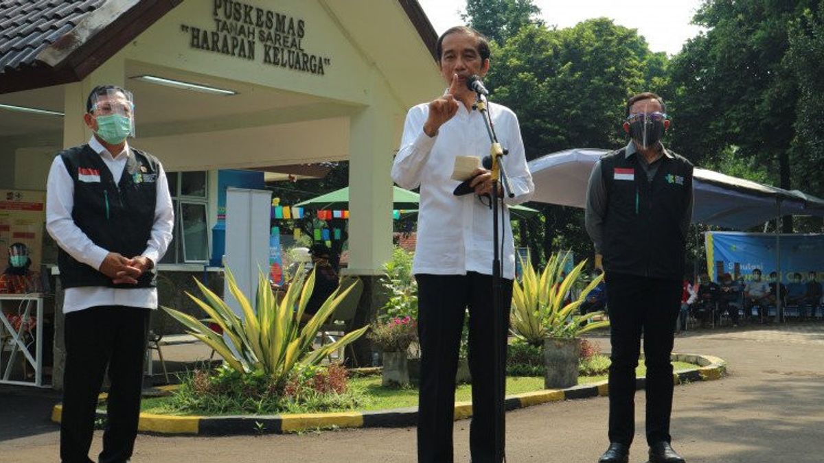 Jokowi: Semua Vaksin COVID-19 di Indonesia Harus Masuk Daftar WHO