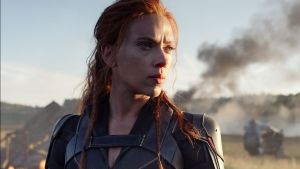 Scarlett Johansson Diincar Gabung <i>The Batman 2</i>, Lawan Main Robert Pattinson