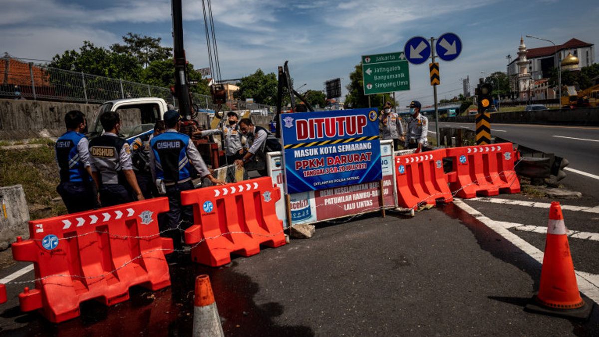 Le Gouvernement De La Ville De Semarang Ouvre Toutes Les Routes Qui Avaient été Fermées