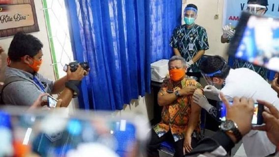 Bupati Kubu Raya: Tidak Perlu Mengancam Masyarakat yang Tak Mau Divaksin