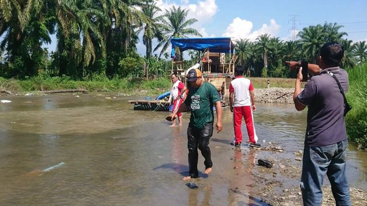 Warga Rao Diciduk Polres Pasaman Saat Operasikan Tambang Emas Ilegal di Sungai Sibinail