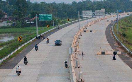 Bernilai Rp8,58 Triliun, Menteri PUPR Basuki Pastikan Tol Serang-Panimbang Beroperasi 2024