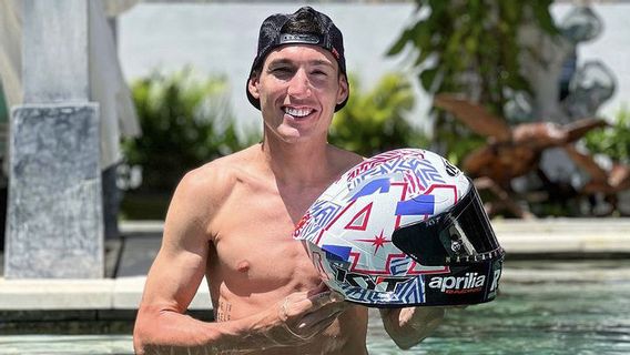 Aleix Espargaro Wants To Have 1 Million Instagram Followers, Nazar If It Is Achieved: Throw Helmets At Mandalika