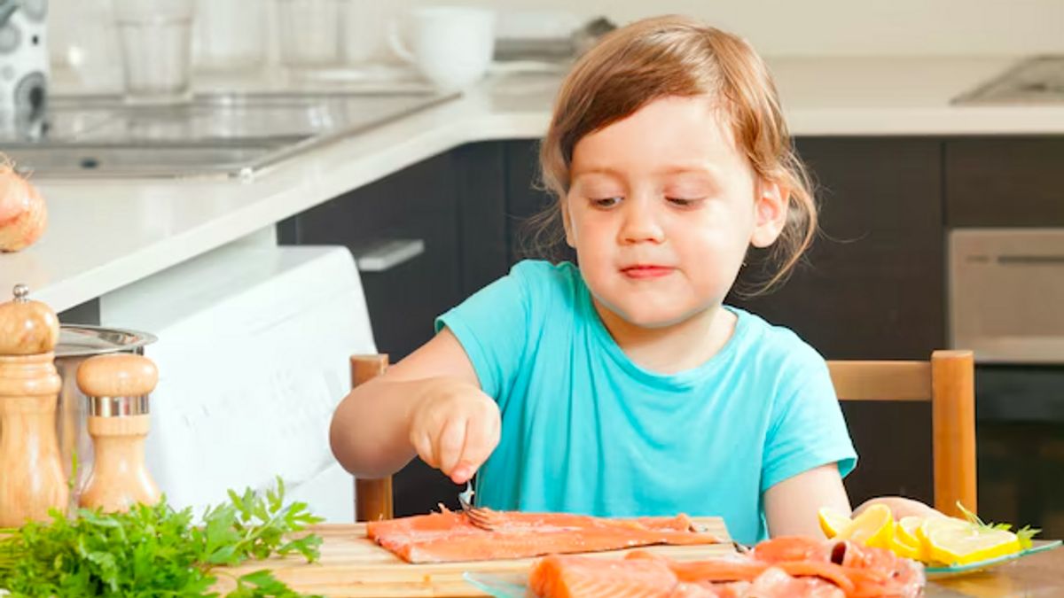 Évitez le retard de croissance avec des protéines animales, consommer du poisson pourrait être le choix principal