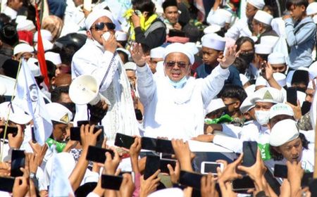 Rizieq Shihab Tak Divonis Penjara Kasus Kerumunan Megamendung, Dihukum Bayar Denda Rp20 Juta