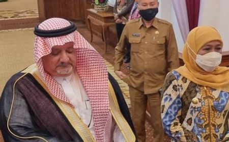 Bertemu Dubes, Gubernur Jatim Khofifah Minta Koneksitivitas Vaksinasi Warga RI dengan Aplikasi di Arab Saudi