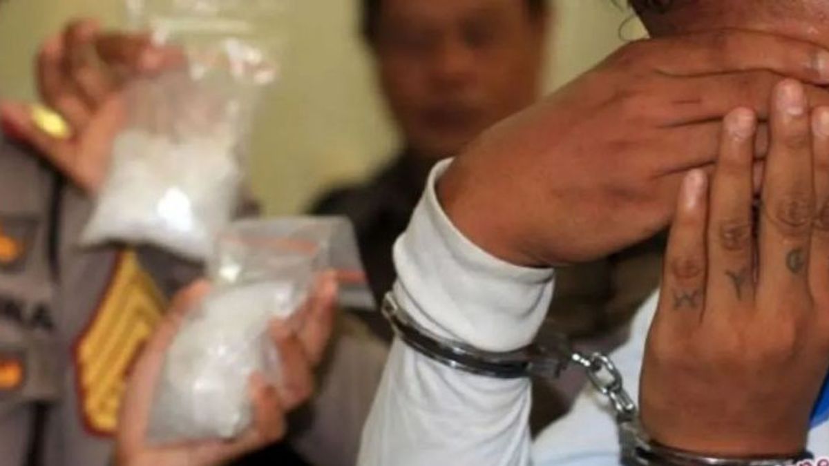 Police Officer Playing Methamphetamine 1 Kg, US Brigadier Arrested In Pekanbaru