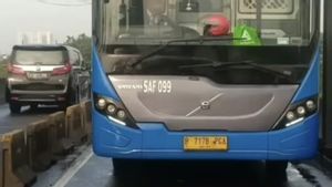 Lagi, Kecelakaan di Flyover Pesing, Motor Matik Senggolan dengan Bus Transjakarta