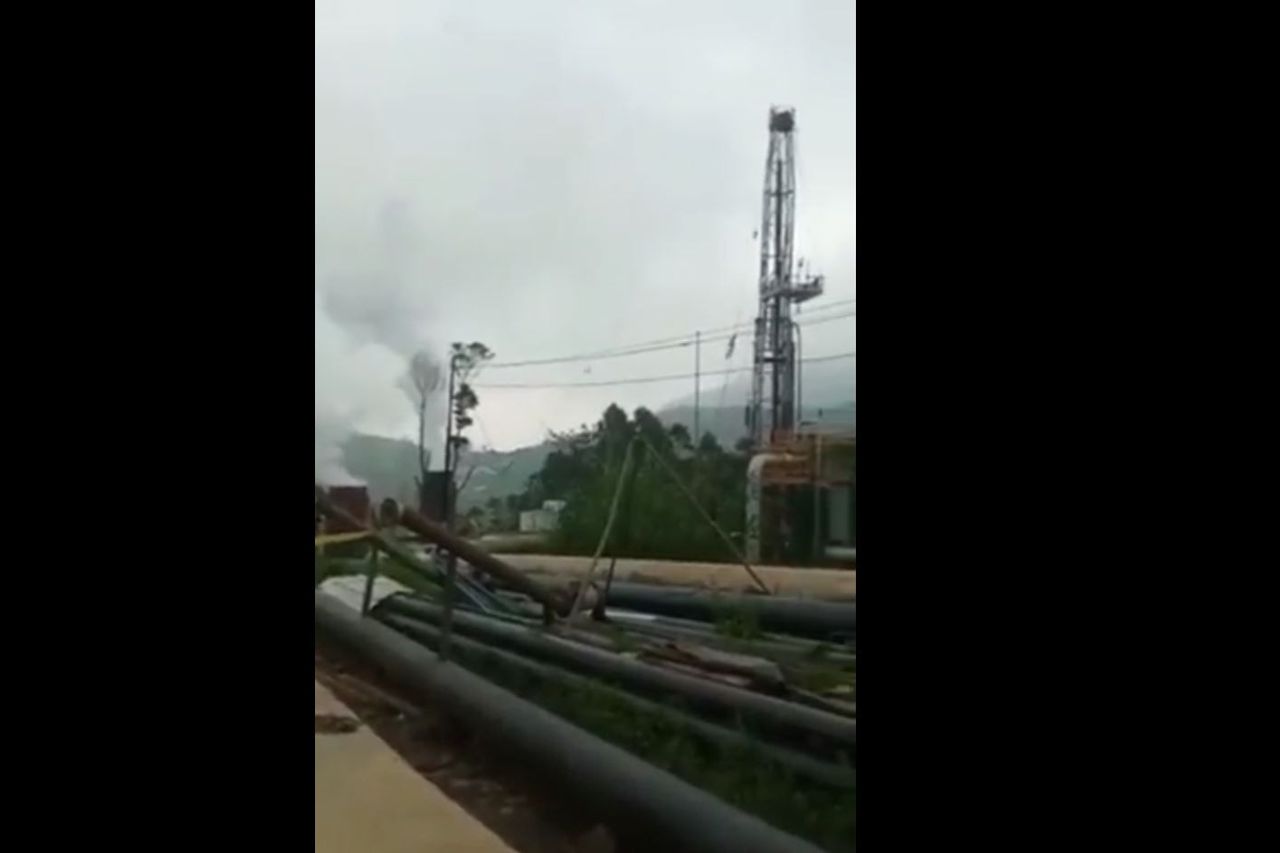 ジオディパHYDROTPドリル井戸の爆発、H2Sガス吸入で1人死亡
