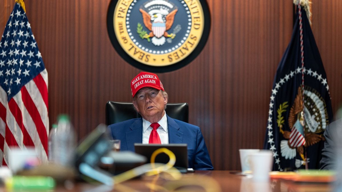 Trump Tegaskan AS Tidak akan Menggunakan Senjata Nuklir dalam Perang dengan Iran