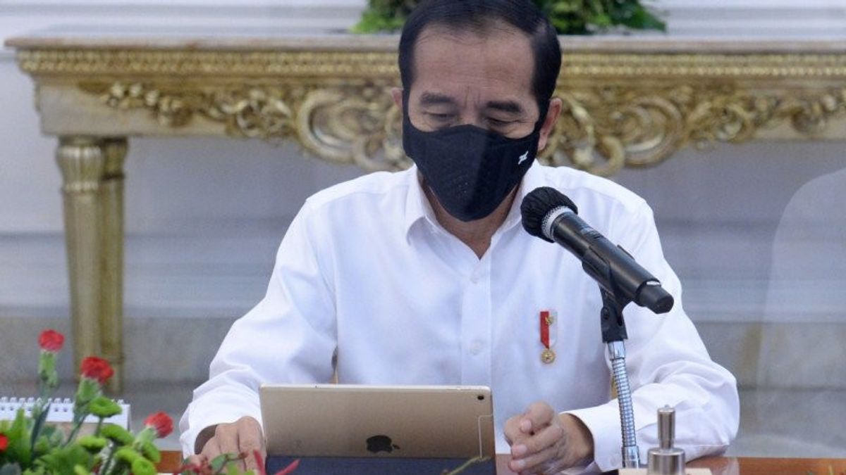 Jokowi: آمل ألا يرفض أحد اللقاحات