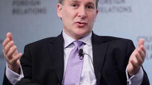 Peter Schiff Kecam Rencana Pembayaran Utang AS dengan Bitcoin yang Diusulkan Trump