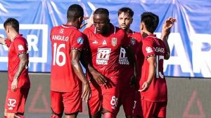 Liga 1 2024/2025: victoire 2-1 de Malut United sur Ciment Padang Stop négatif