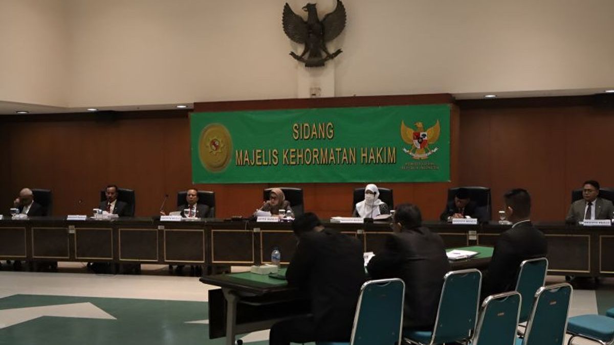 北苏门答腊宗教法院法官被司法委员会解雇