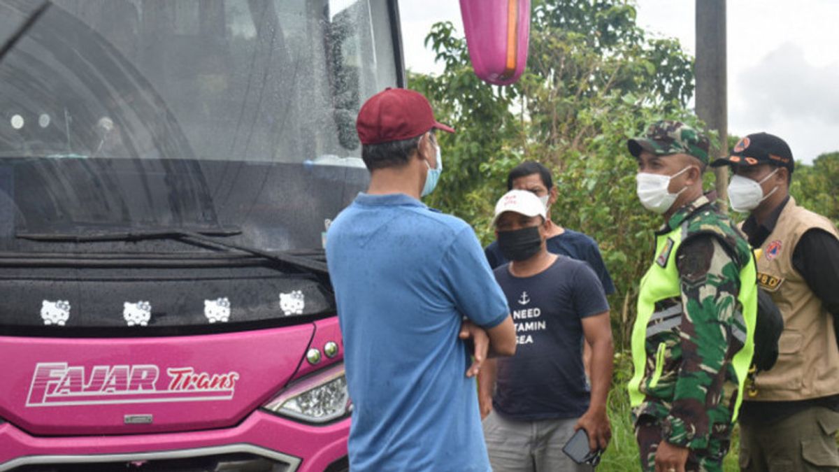 About To Vacation At Batakan Baru Beach, 17 Of 25 Tourists From South Kalimantan HSS Turns Positive For COVID-19