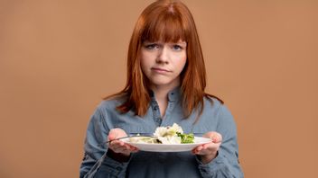 即使你没有吃东西,你也不觉得饥饿吗?以下是10个原因和处理方法