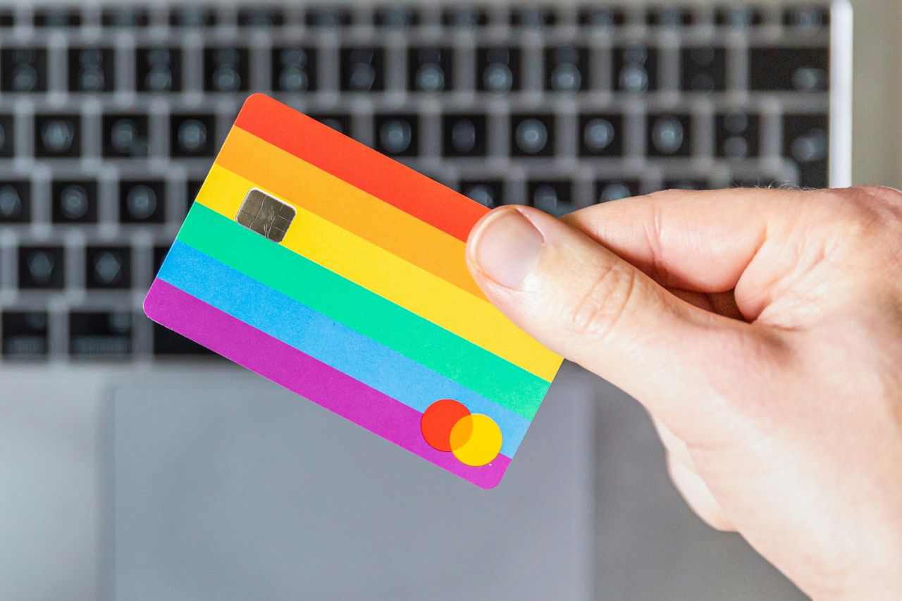 よりパーソナルで効率的で、AIアシスタンスを使用してオンラインで買い物をする利点