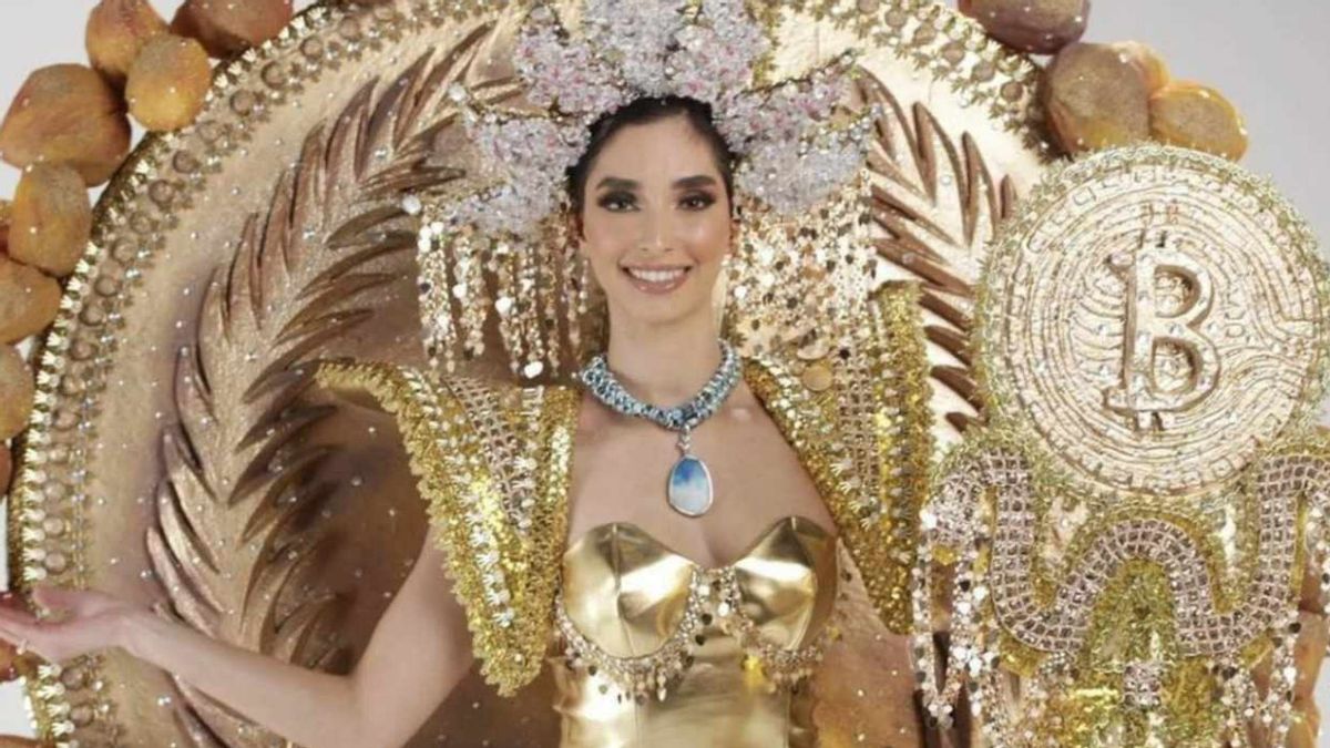 Miss Universe El Salvador Puts Bitcoin Symbols In Their Clothing, Makes The Audience Shocked