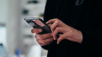 インドネシアのスマートフォンユーザーの大半は、インターネットに150万ルピアを費やしています
