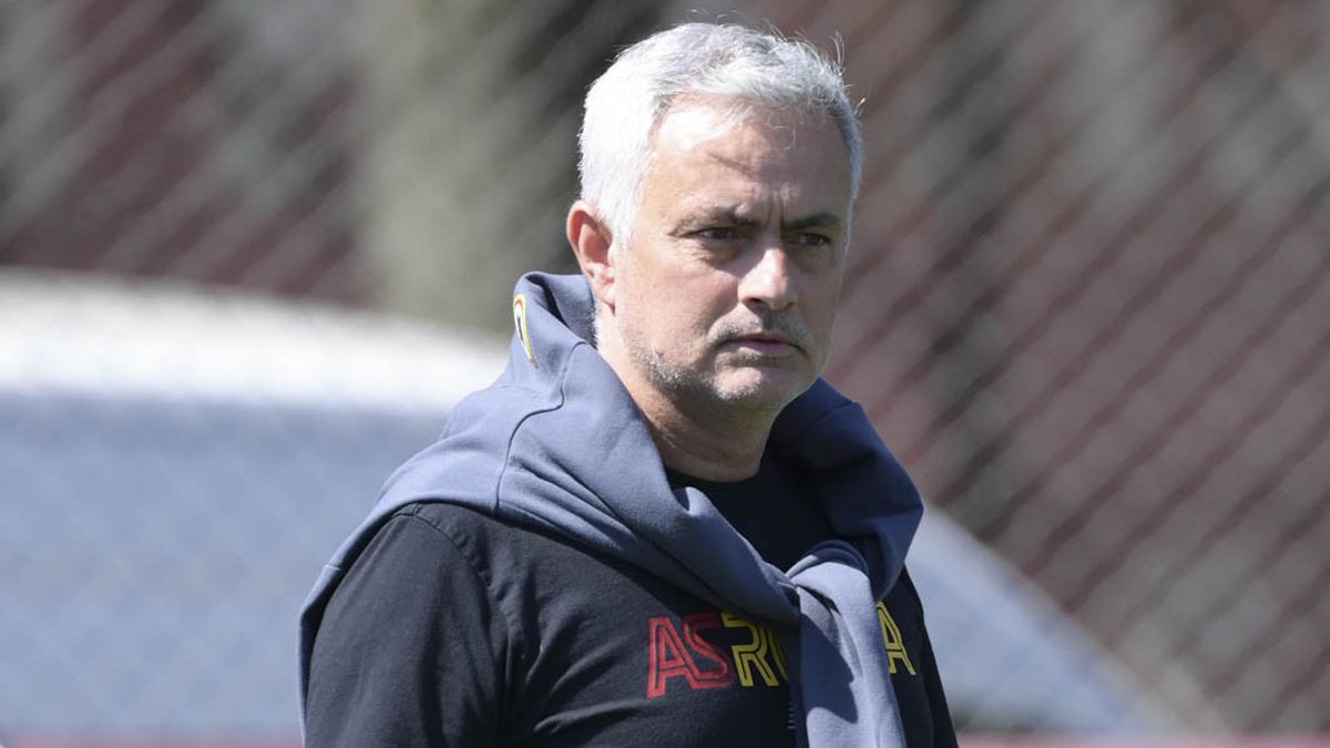 Fasting Title Since 2008, AS Roma Hopes For Jose Mourinho's Cold Hand