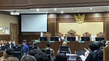 4 Kemenkominfo Officials Become Witnesses At The 4G BTS Corruption Court