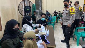 Tarik Minat Peserta Vaksin, Polda Banten Bagi-bagi Sembako dan Siapkan Doorprize untuk Peserta