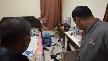 Locked In The Middle Of The Night, Elderly In Agam Lost Gold And Billions Of Rupiah