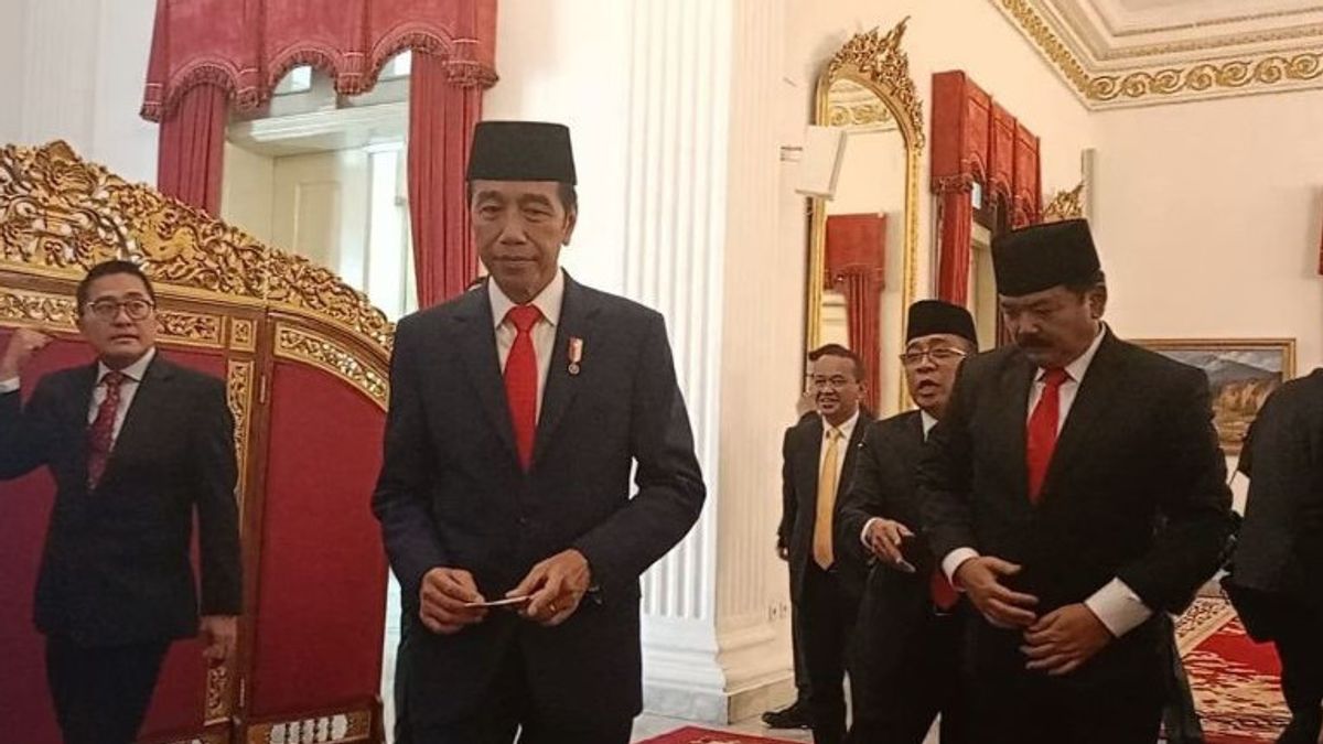 Presiden Ambil Oath/Janji Anggota Komisi Kejaksaan 2024-2028