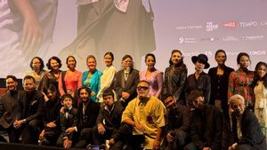 Cerita Reza Rahadian ‘Menangkan’ Lagu Nadin Amizah dengan Film <i>Pangku</i>