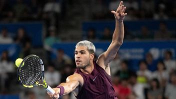 ألكاراتز حتى سوياتيك يشتكي من جدول تنس كثيف