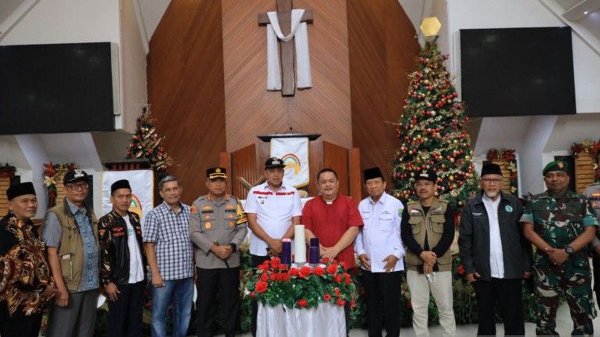 Pemkot Bekasi Apresiasi Pengamanan Hari Raya Natal 2022