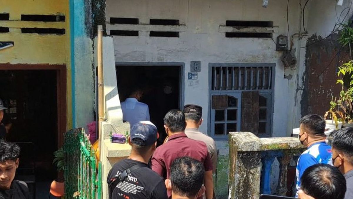 Un mari tué sa femme à Makassar, son corps a été logé dans un trou d’un mètre à la sortie de la maison