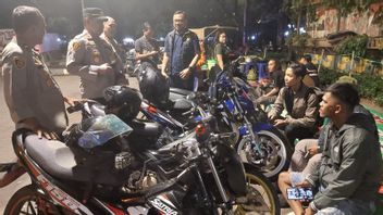 Polisi Rutin Patroli Cegah Tawuran di Duren Sawit