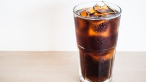Diet Soda vs Soda Tanpa Gula, Mana yang Lebih Aman untuk Tubuh?