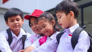 Rencana Sekolah Hibrid Dibatalkan, Pemerintah Prioritaskan Kualitas Pendidikan di Atas Efisiensi BBM