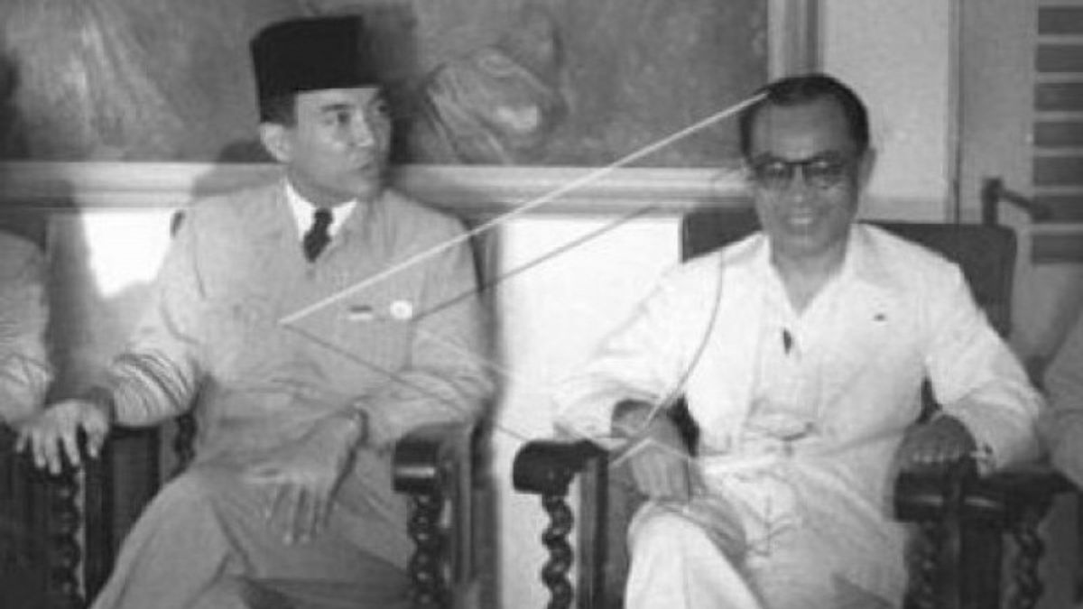 Dutch Colonizers Don't Like Soekarno And Mohammad Hatta Talk A Lot