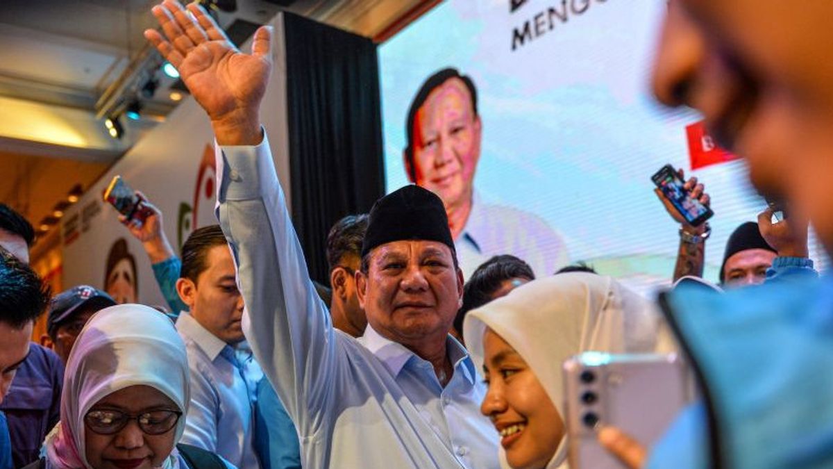 Alors le président élu, Prabowo OGah Mundur du poste de ministre