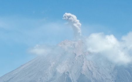 Gunung Semeru Meletus, Masyarakat Diminta Waspada Awan Panas