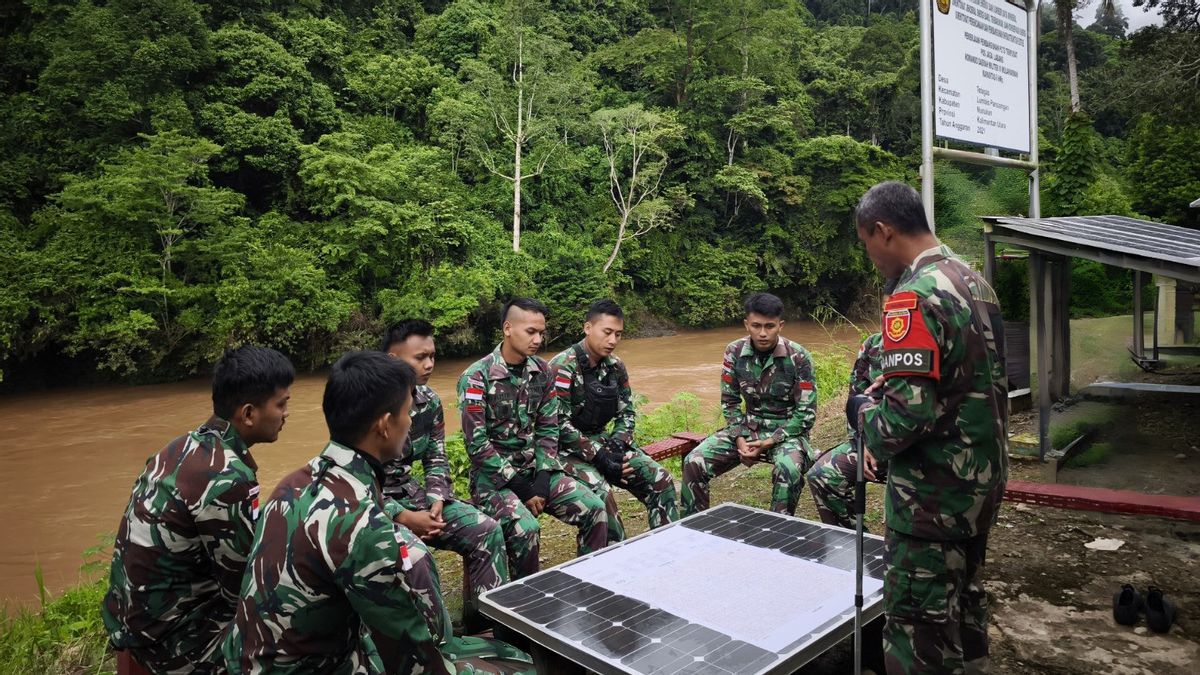 Satgas Pamtas Yonarmed 11 Kostrad Periksa Patok Perbatasan RI-Malaysia di Nunukan  