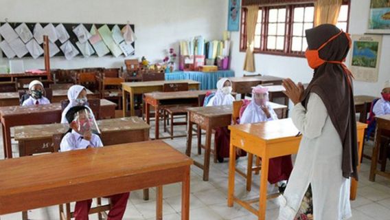 教師連盟は、小学生が1-3を採点するまで、PAUD、幼稚園のためのPTMを保持しないように政府に求めます