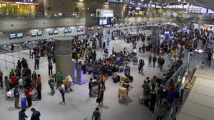 Aktivis Politik Afrika Tinggal di Bandara Selama Lima Bulan