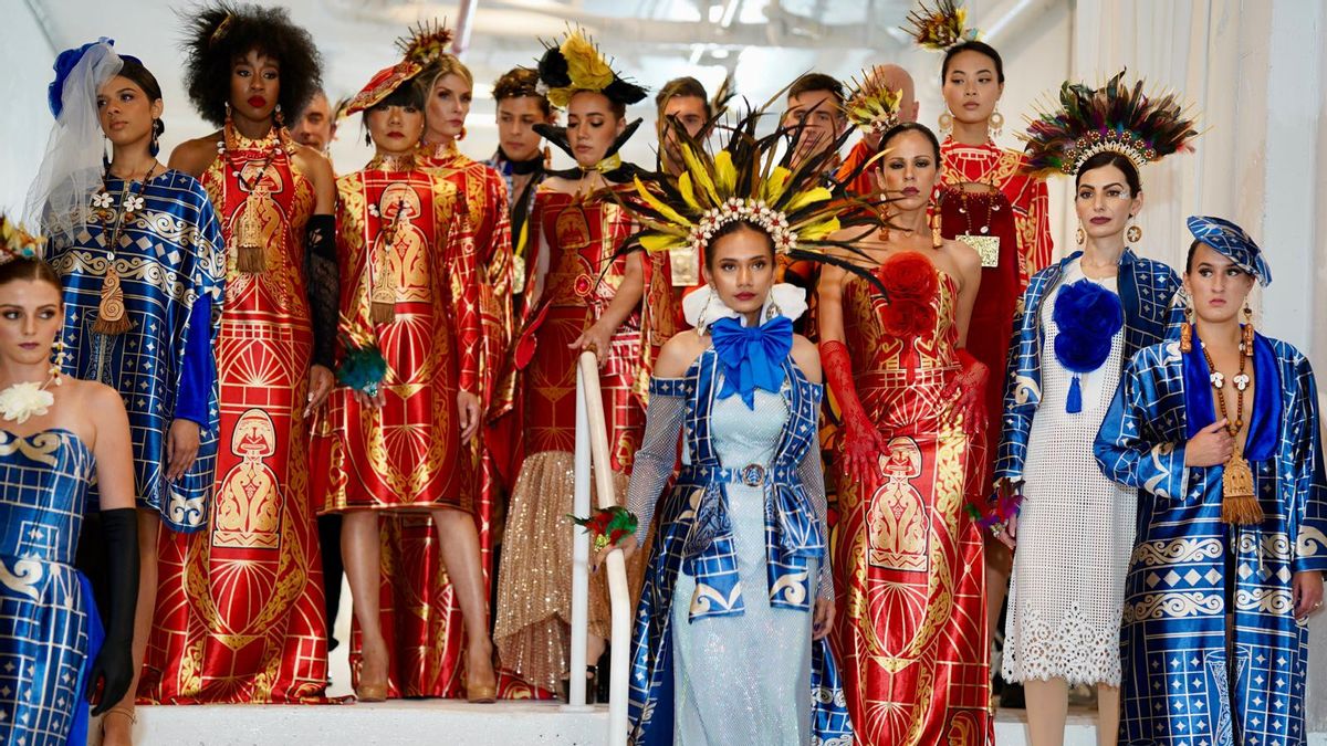 NYIFW 2024  Kembali Digelar, Padu Padan Fashion dan Budaya Memperkaya Penampilan 